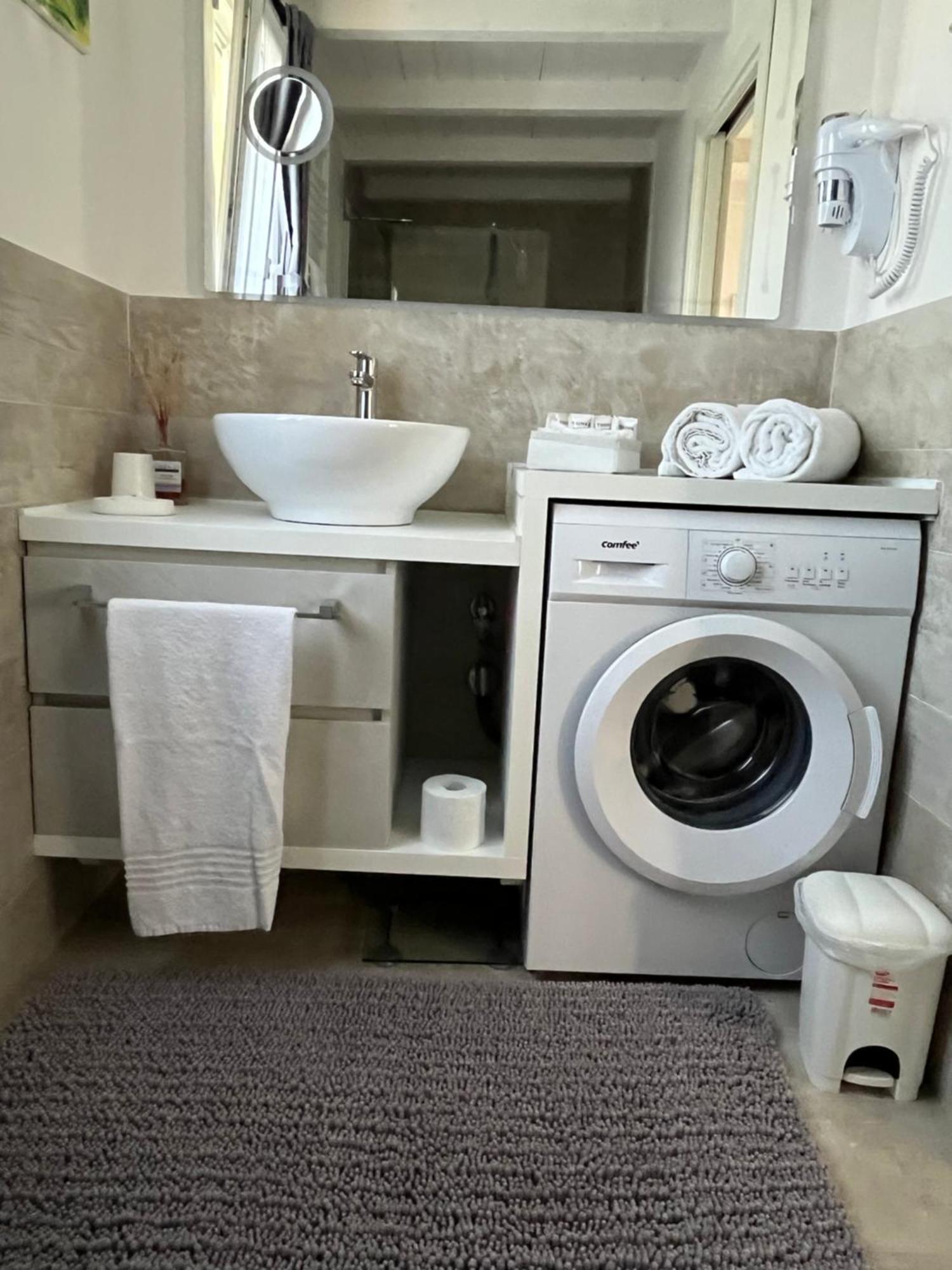 Sirmionerooms Экстерьер фото